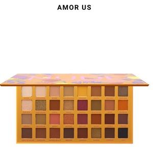 Nudes Fantasia Eyeshdow Palette From Amor'Us